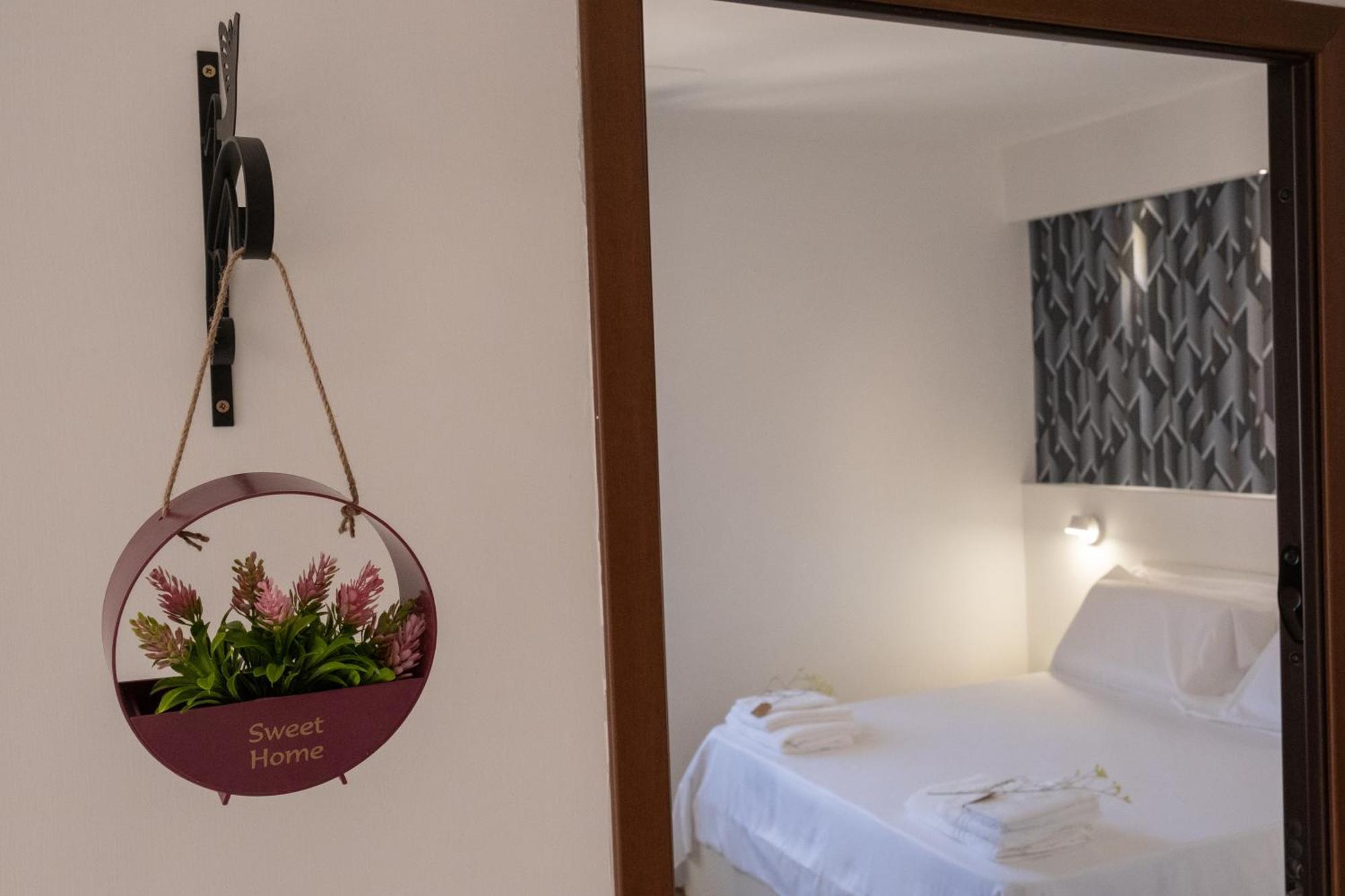Coraline Deluxe Rooms Castellammare di Stabia Extérieur photo