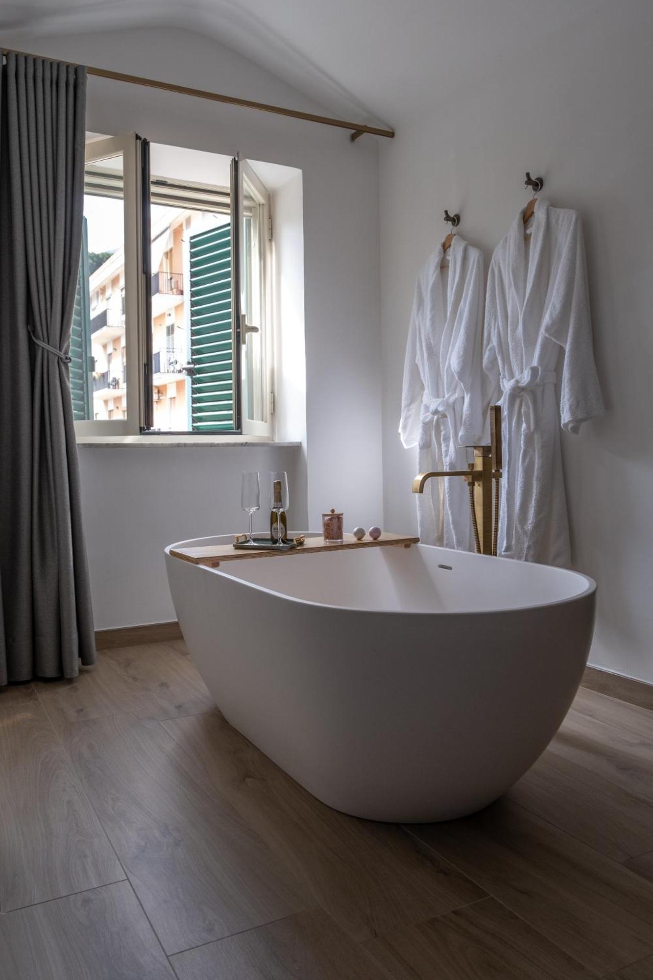 Coraline Deluxe Rooms Castellammare di Stabia Extérieur photo